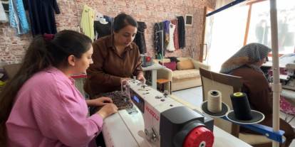 Ayşe anne atölyesinde 7 kişiyi istihdam ediyor