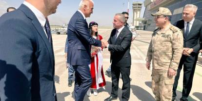 Bakan Ersoy Hakkari’de