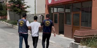 Hakkari'de 78 suçtan aranan şahıs yakalandı