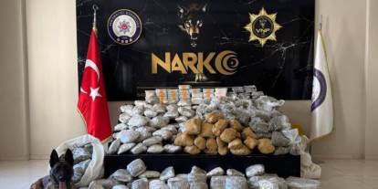 Yün çuvallarında uyuşturucu çıktı