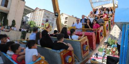 Hakkari’de uzun aradan sonra Lunapark sevinci