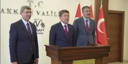 Bakan Tunç Hakkari'de