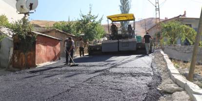 Hakkari Bağlar’da asfalt çalışmaları başladı