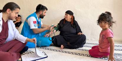 Hakkari'de vatandaşlara yerinde sağlık hizmeti
