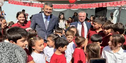 Hakkâri’de İlköğretim Haftası coşkusu