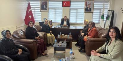 Ak Kadınlardan Başkan Çiçek'e ziyaret