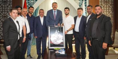 Ova Camii Derneği’nden Vali Ali Çelik’e ziyaret