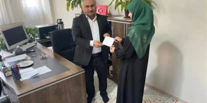 Hafızlık öğrencisinden örnek davranış