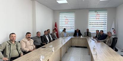 Şemdinli’de ulaşım hizmeti masaya yatırıldı