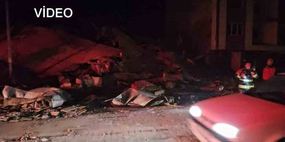 Deprem sonrası AFAD ekipleri bölgede