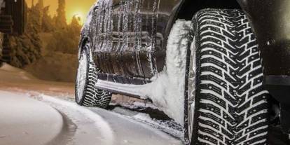 Hakkari Valiliğinden Kış Lastiği Uyarısı
