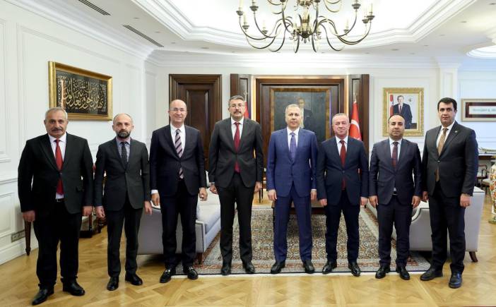 bakan-yerli-kaya-1.jpeg