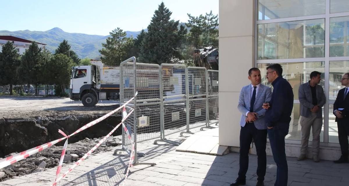 vali-celik-cumhuriyet-bassavcisi-harun-unlusoy-ile-yeni-adliye-binasi-icin-yurutulen-calismalari-inceledi-vali-ali-celik-cumhuriyet-bassavcisi-harun-unlusoy-vali-yardimcisi-tayyar-emre-mahmutoglu-ve-beraberi-1.jpg