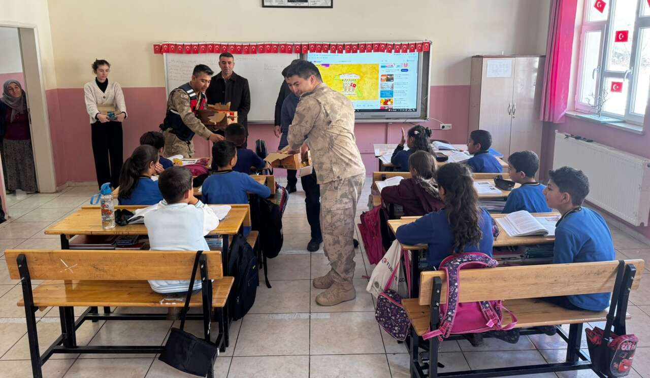 a4ad39b6-3dd2-4fc3-8189-0b2d41f89290