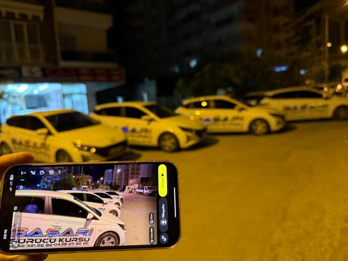 b63ef9ab-3d99-4b97-b176-6c2c46555128