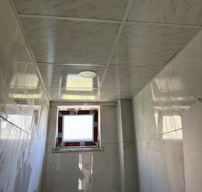 77dbbd18-f037-483d-bb58-baf6e73f1077