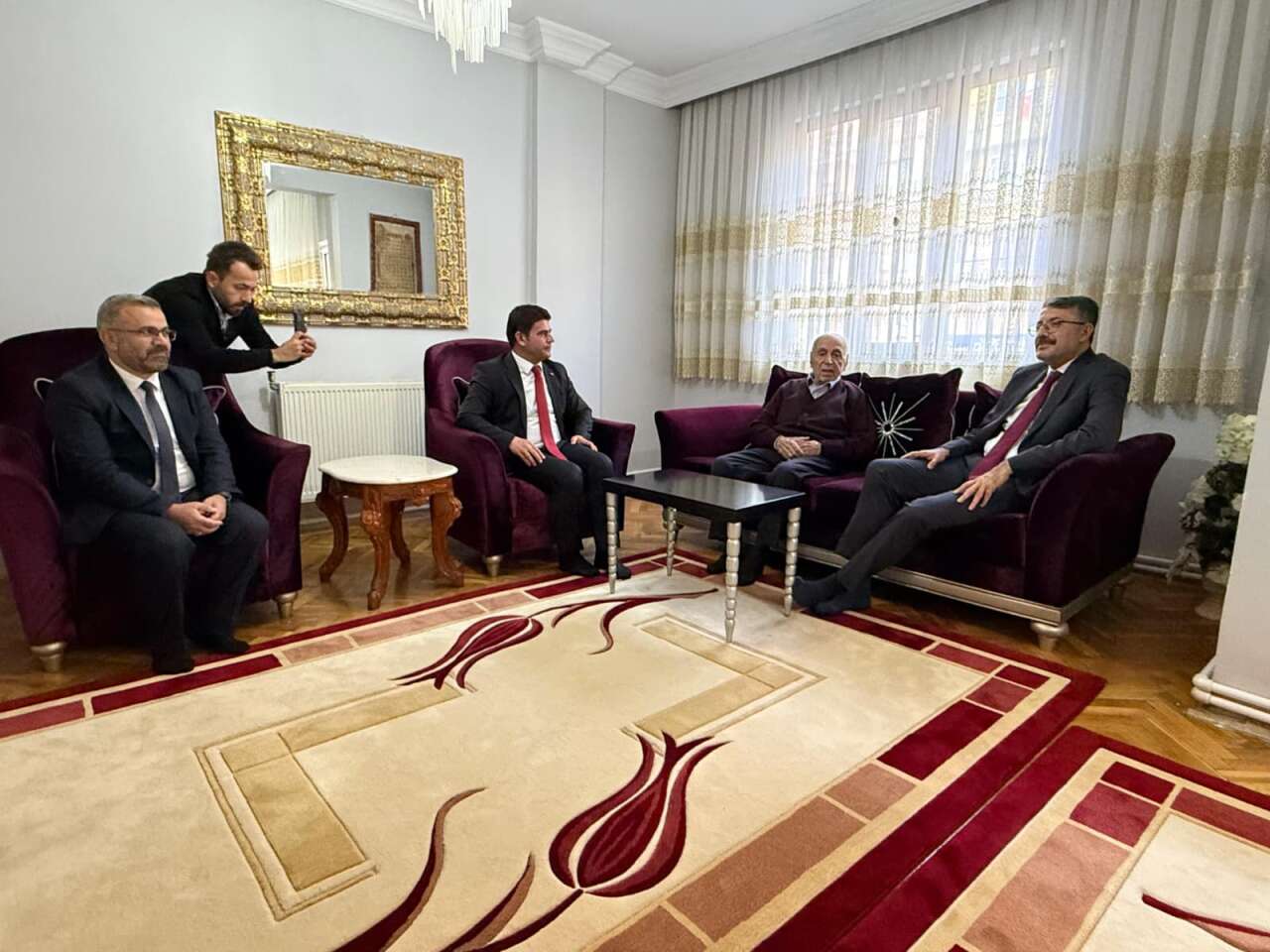 adil-erdogan-emektar-ogretmen