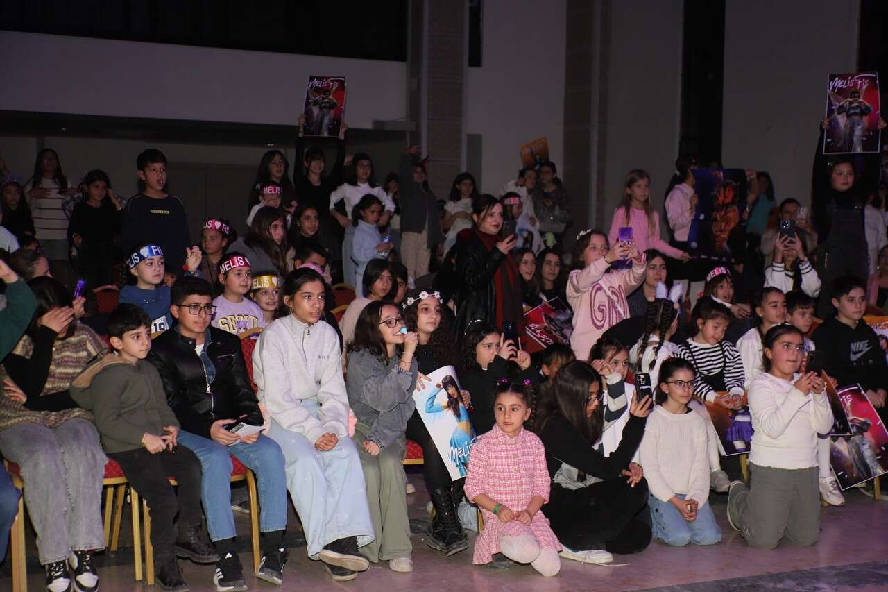 98d73565-fe35-498f-a748-2f3b8fce4392