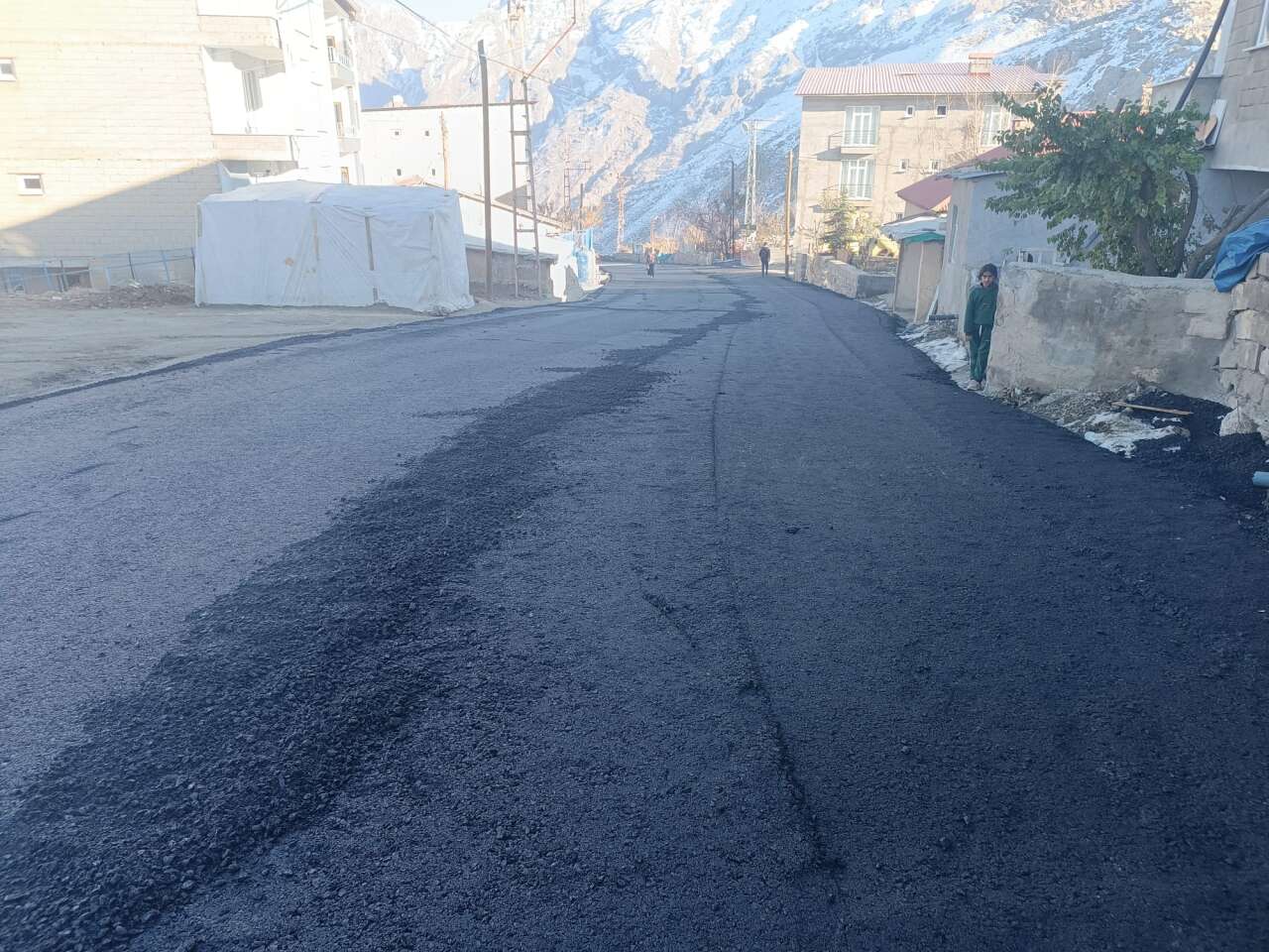 9f2b5885-a582-4c43-8777-8fd28c8e2930