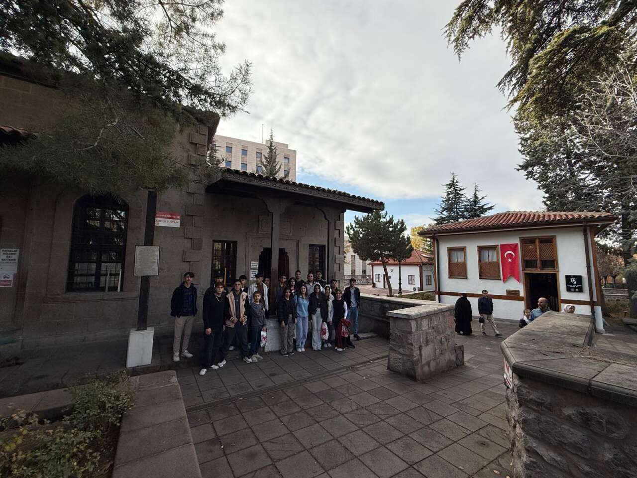 5c7f188a-cc48-42e7-a7a0-d1bcce99eccf