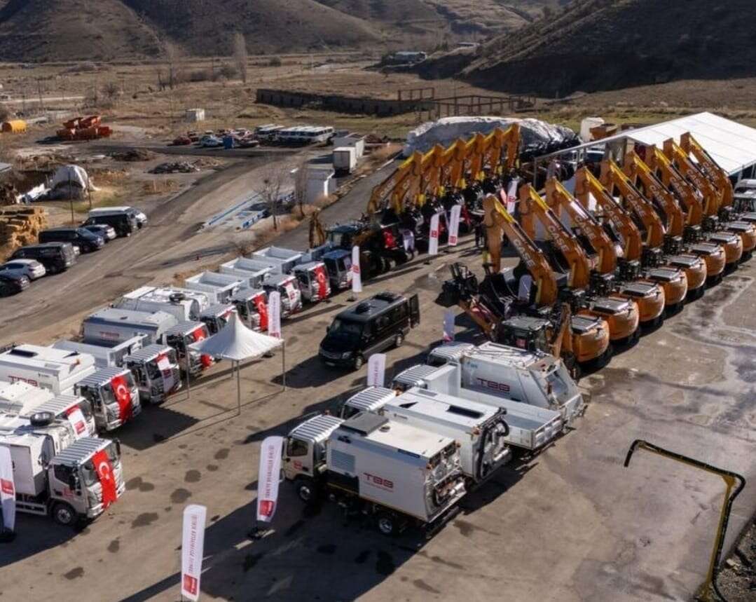 a4035611-c130-4cf5-be0b-e05c567172c4