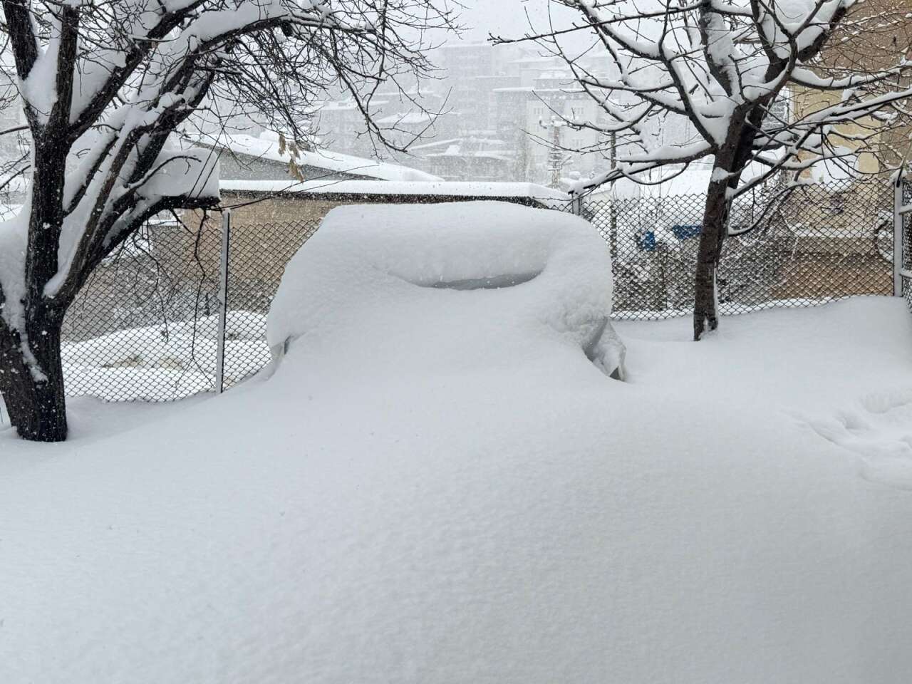 69f73570-e10f-462b-83ef-c42c7fe1f360