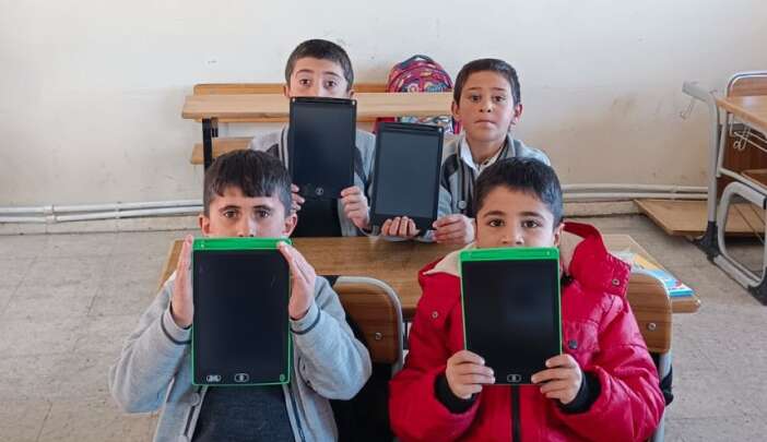 bd26a438-089d-42db-a65b-235c161bd8de