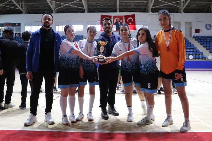 whatsapp-image-2026-02-13-at-14-04-39