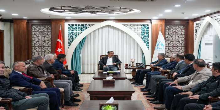 kurum-mudurlerinden-vali-ali-celike-veda-ziyareti-cumhurbaskanligi-kararnamesi-ile-icisler