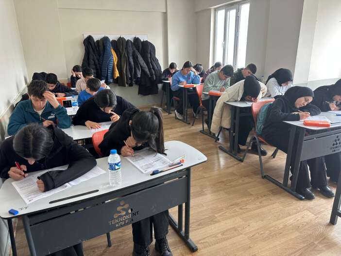 whatsapp-image-2026-03-08-at-00-40-14-4