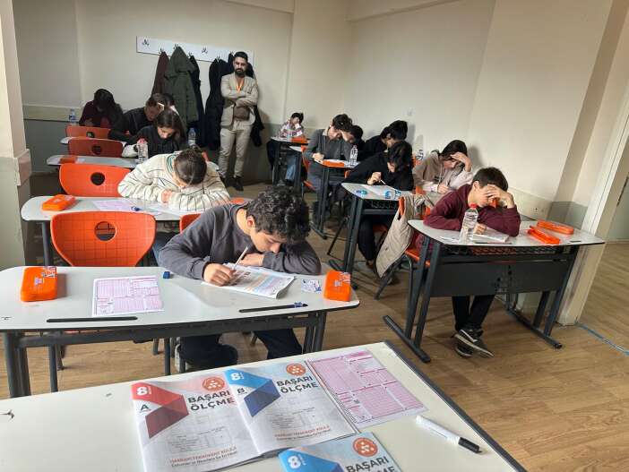 whatsapp-image-2026-03-08-at-00-40-15