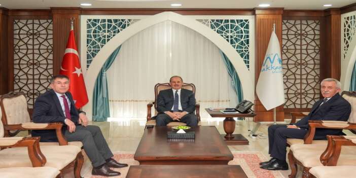 vali-tasyapana-ziyaretler-devam-ediyor-3-piyade-tumen-komutani-tumgeneral-ferat-vural-ve-1