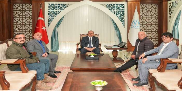 vali-tasyapana-ziyaretler-devam-ediyor-3-piyade-tumen-komutani-tumgeneral-ferat-vural-ve