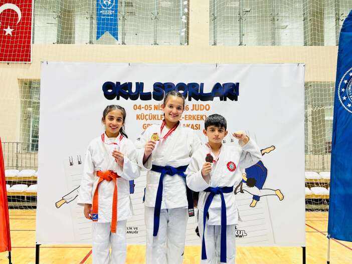 whatsapp-image-2026-04-05-at-19-36-17