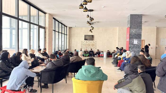 hgwnmwibwaa9u-jpg-222