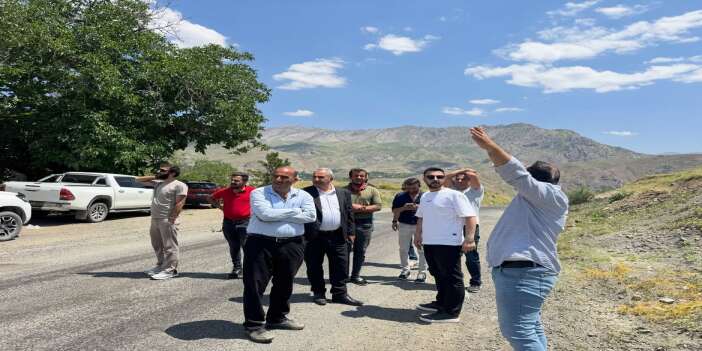 bugun-van-dsi-17-bolge-mudurlugu-yeralti-sulari-sube-muduru-sayin-gokhan-gorurum-ve-beraberind-3